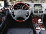 Lexus LS430 2003 года